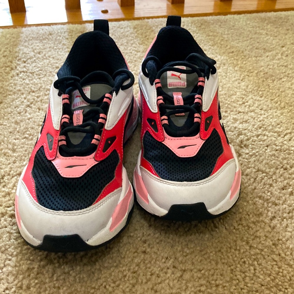 Puma Low sneakers